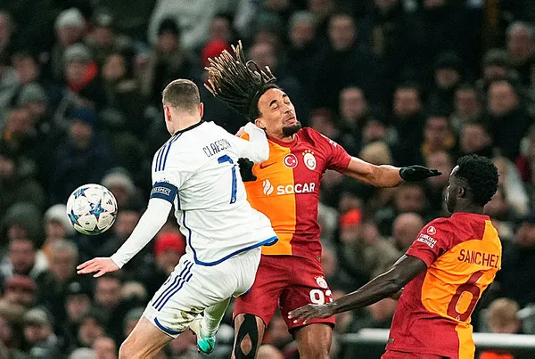 sen-yaparsin-aslanim-kopenhag-galatasaray-canli-anlatim-1702414176318.jpg Yetmez bize bir kupa hedef artık Avrupa! Cimbom Kopenhag'da istediğini alamadı - 3