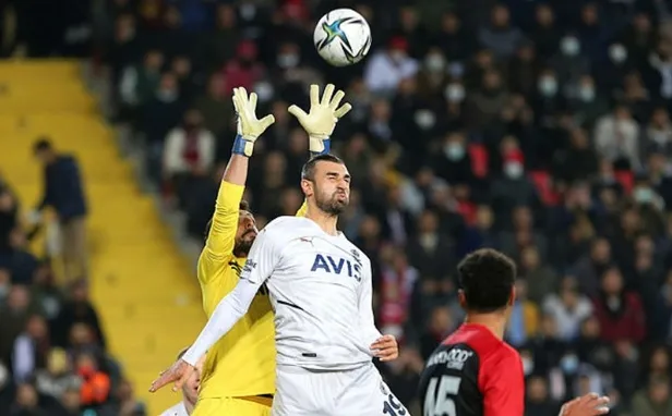 Fenerbahçe Gaziantep maçı şifresiz canlı nasıl izlenir? 29 Nisan FB Gaziantep FK maçı hangi kanalda, ne zaman, saat kaçta?