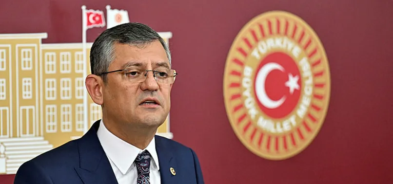 "Değişim" kavgasında Özel'den ikiyüzlü tutum! CHP daha neler görecek?