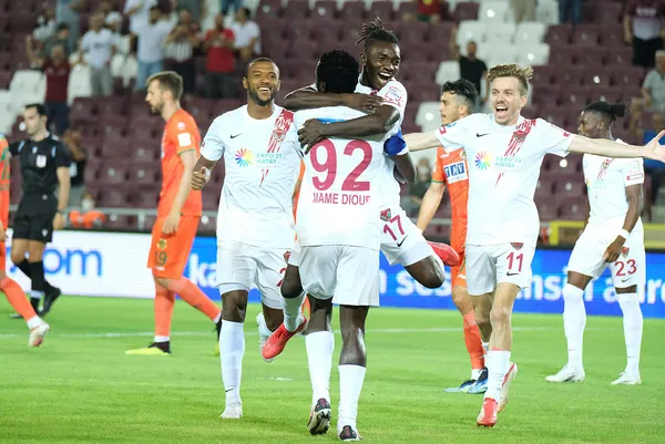 Hatayspor’dan Alanya’ya farklı tarife I Hatayspor 5-0 Alanyaspor MAÇ SONUCU-ÖZET