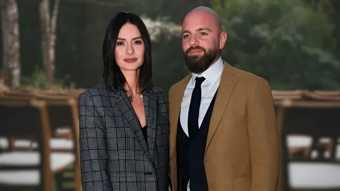 ozilhan-cifti-resmen-bosandi-gercek-20-eylulde-ortaya-cikacak-1757075973569.jpg Kaynak: Sosyal medya