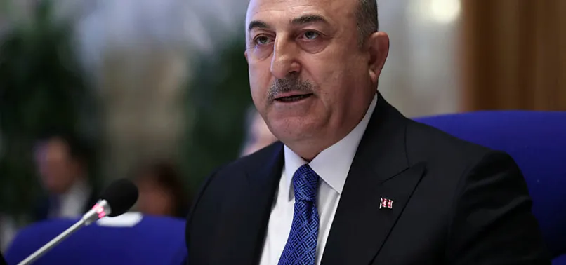 Son dakika: Atina ile sınırdan geçiş gerginliği! Dışişleri Bakanı Mevlüt Çavuşoğlu: Devam ederse karşılık vereceğiz