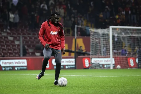 Galatasaraylı Bafetimbi Gomis’e TFF 1. Lig ekibinden teklif