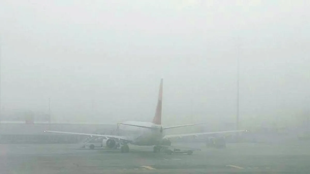 İstanbul'da uçuşlara sis engeli!