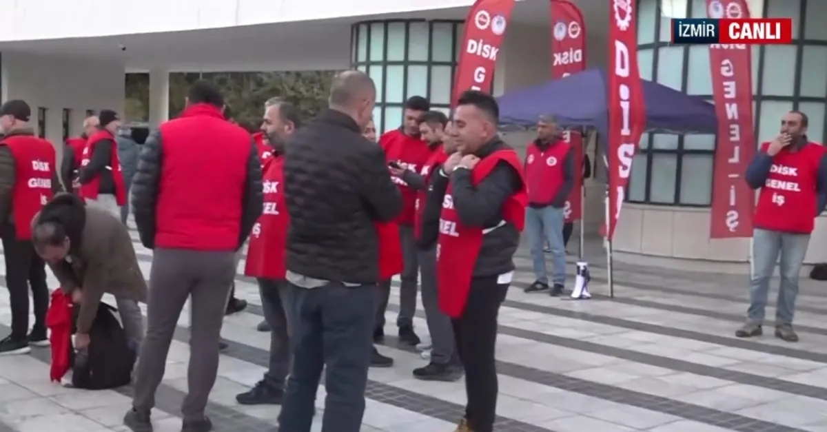 İzmir’de maaş krizi! İşçiler eylemde