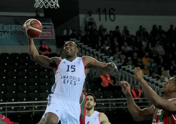 Anadolu Efes, Pınar Karşıyaka'yı eledi