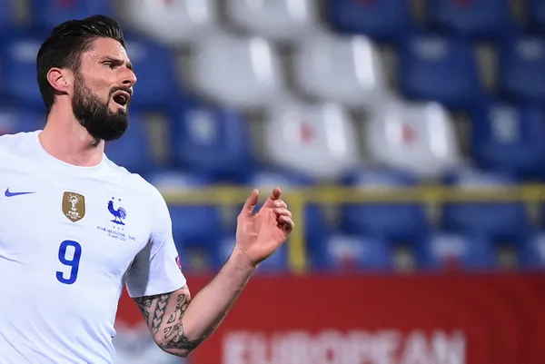 Son dakika | Fenerbahçe'ye kötü haber! Oliver Giroud için devreye girdiler - 1