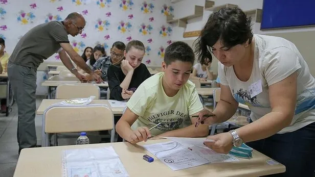 MEB’den yeni açıklama: Pedagojik Formasyon kalktı mı? Formasyon kalktı mı? Formasyonu tamamlayanlar ne olacak?