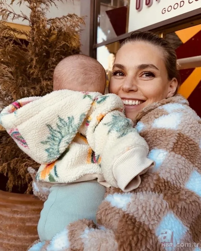 Kavak Yelleri'nin Mine'siydi... Aslı Enver'in kızı Elay sosyal medyada ilgi odağı oldu! O anları ilk defa paylaştı 4