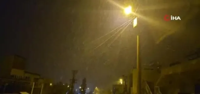 Diyarbakır’da mevsimin ilk karı yağdı