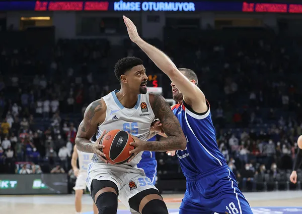anadolu-efes-yine-maglup-panik-yaptik-ve-kontrolu-kaybettik-1636146647709.jpg Anadolu Efes yine mağlup: Panik yaptık ve kontrolü kaybettik - 4