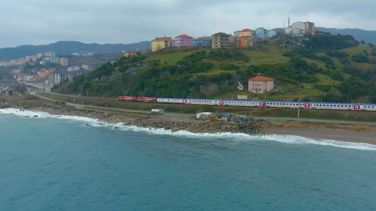 Turistik Karaelmas Treni sonbahar seferlerine başlıyor