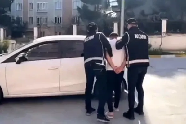 icisleri-bakani-ali-yerlikaya-acikladi-71-ilde-yeni-operasyon-1712558181517.jpeg İçişleri Bakanı Ali Yerlikaya açıkladı: 71 ilde yeni operasyon - 1