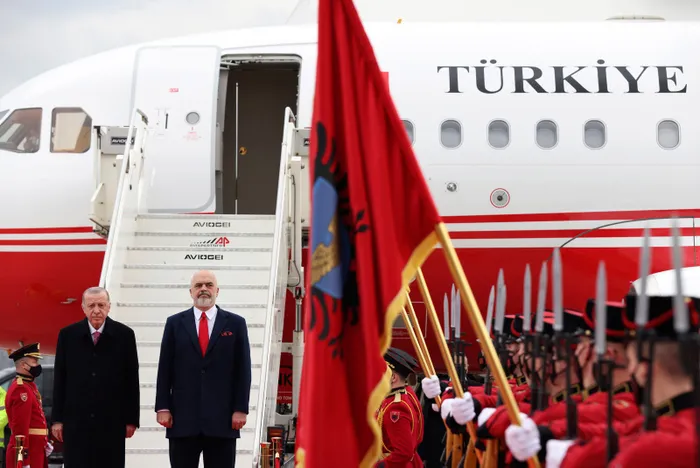 Son dakika: Başkan Erdoğan’dan Arnavutluk’ta deprem konutları teslim töreninde önemli açıklamalar