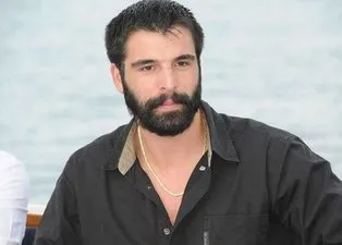 Mehmet Akif Alakurt'tan yeni skandal! Araç kullanırken…