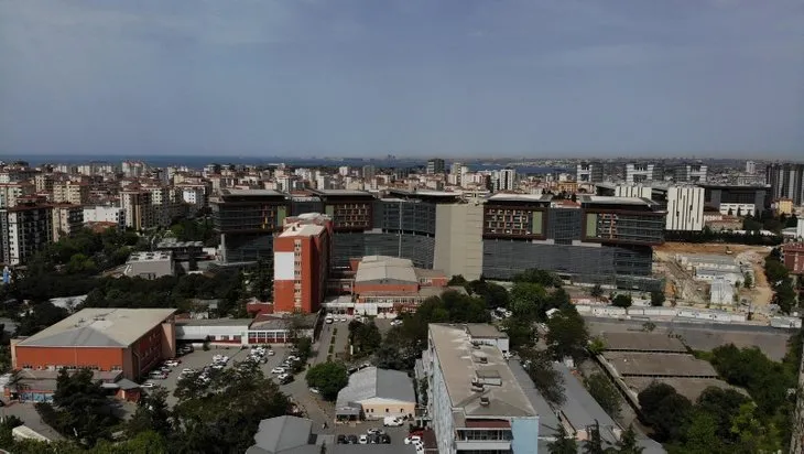 1. etabı tamamlanan Göztepe Şehir Hastanesi havadan görüntülendi