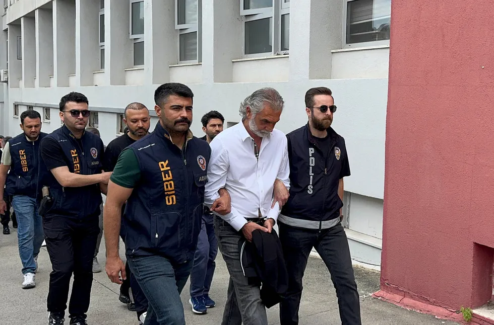 Adana'daki yasa dışı bahis operasyonunda 154 kişi adliyede! İşte Rasim Ozan Kütahyalı'nın ilk ifadesi - 4