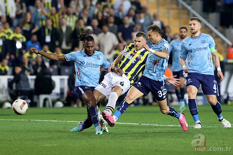 Fenerbahçe-Adana Demirspor maçı sonrası hakem Arda Kardeşler'e şok eleştiri: Penaltı... 2