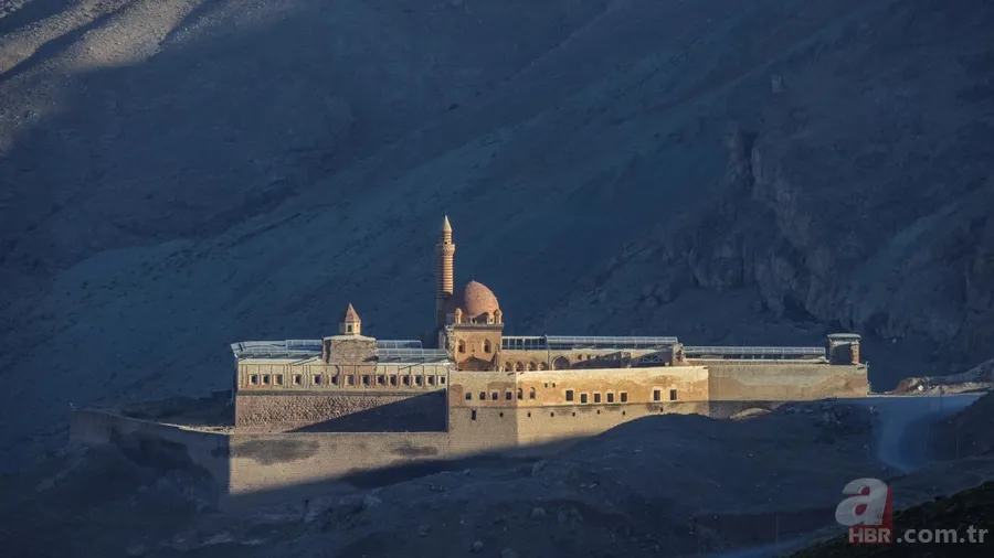 Tüm bildiklerinizi unutun! TDK bir çok sözcüğün yazımında değişikliğe gitti 2