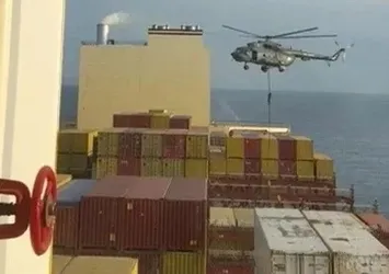 İran-İsrail hattında sinirler geriliyor! Gemiye el konuldu! Peş peşe flaş açıklamalar