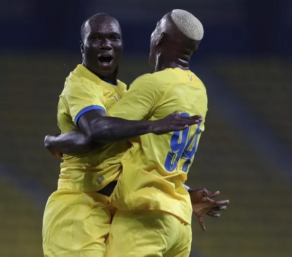 ronaldonun-yeni-takiminda-soke-eden-kavga-eski-besiktaslilar-birbirine-girdi-aboubakar-taliscanin-uzerine-yuru-1673043730828.jpg Ronaldo'nun yeni takımında şoke eden kavga! Eski Beşiktaşlılar birbirine girdi! 'Aboubakar Talisca'nın üzerine yürüdü' iddiası - 4