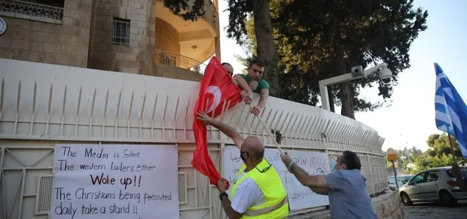 Türkiye’den Kudüs’te Türk bayrağı yakılması olayına sert tepki
