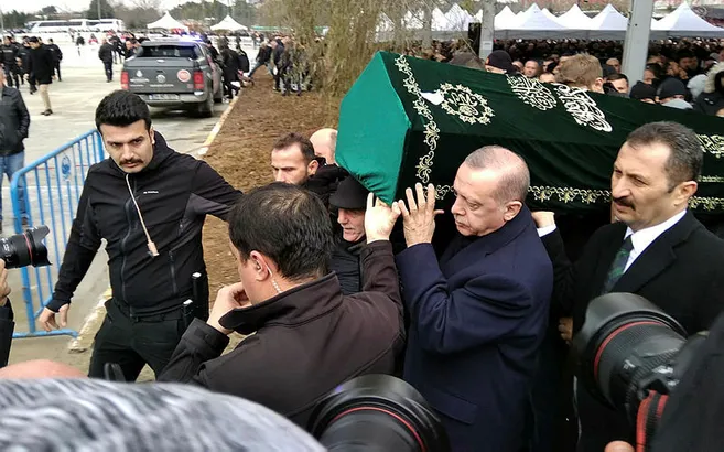 Başkan Erdoğan Kartal'da hayatını kaybedenlerin cenaze törenine katıldı