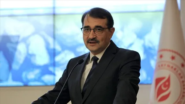 sehit-esma-cevikin-babasi-huseyin-akgul-petrol-sahasindan-petrol-fiskirmasi-haberini-aldim-gurur-duydum-1668709964207.jpg Şehit Esma Çevik’in babası Hüseyin Akgül: Petrol sahasından petrol fışkırması haberini aldım gurur duydum - 5