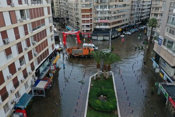 İzmir’de felaketin boyutu gün ağarınca ortaya çıktı! İşte esnafın hali... Belediye önlem almadı
