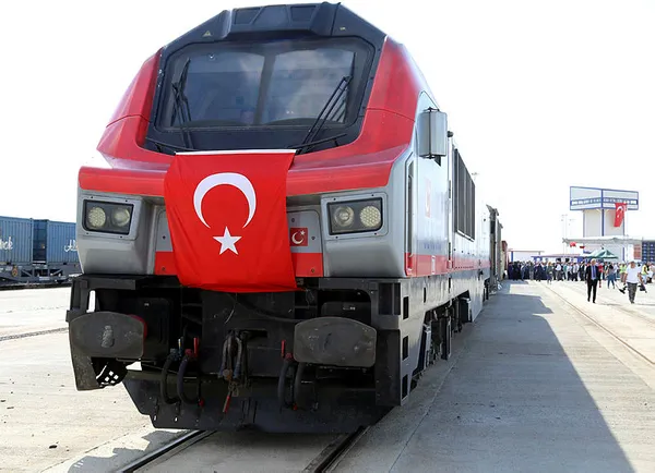 Türkiye ile Gürcistan arasındaki bir ilk! İhracat treni yola çıktı - 3