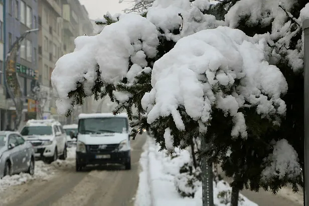 Konya'da yarın okullar tatil mi? 14 Ocak Konya'da okullar tatil olacak mı? Valilik açıklamaları.... - 1