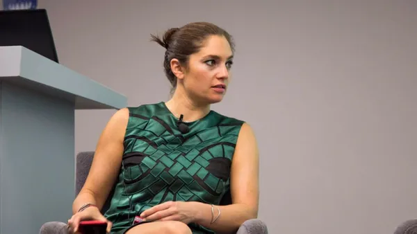 Nevşin Mengü’ye kendi anketinde büyük şok! Elektrik faturası provokasyonuna destek alay konusu oldu! AK Parti’den Kılıçdaroğlu’na sert tepki