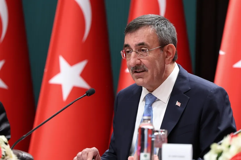 ovpde-yeni-hedefler-belli-oldu-enflasyon-ve-buyume-tahminleri-guncellendi-1788699515484.jpeg OVP'de yeni hedefler belli oldu! Enflasyon ve büyüme tahminleri güncellendi - 10