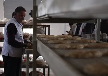Türkiye'den Cerablus'a ekmek fırını