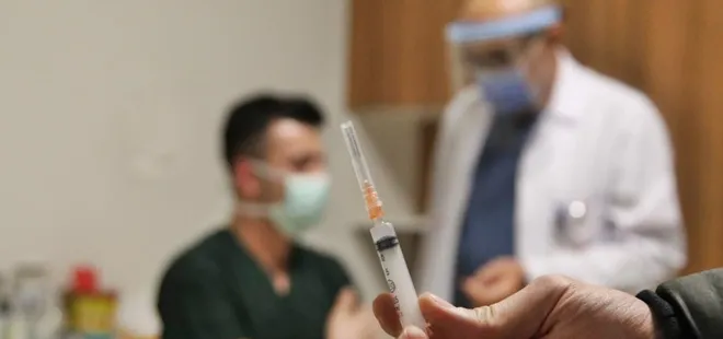 3. doz aşı neden gerekli? Bilim Kurulu üyesinden flaş açıklama