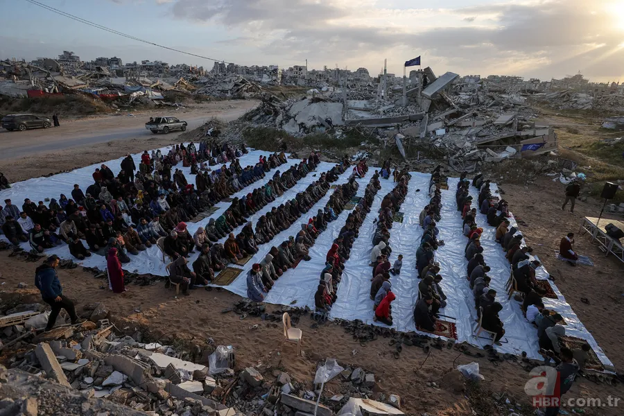 Gazze'de bayram namazı: Üç yıl sonra bir ilk 6