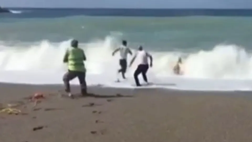 Denizde can pazarı! Böyle kurtarıldı