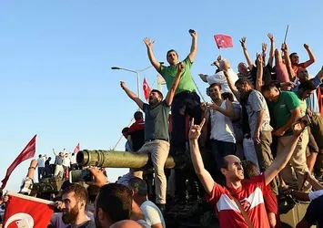 İlk talimatı o verdi