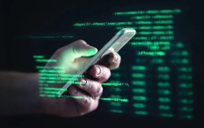 Arızalı telefondan yasak aşk çıktı! Karısının ihanetiyle şoka uğradı: En yakın arkadaşıyla aldatmış - 3