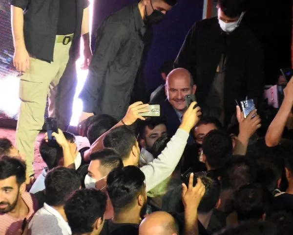 İçişleri Bakanı Süleyman Soylu: Yurt içindeki terörist sayısı ilk kez 200'ün altına geriledi - 3