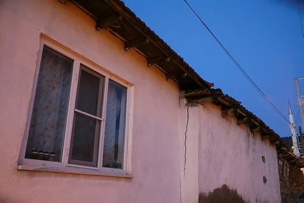 Manisa beşik gibi sallanıyor: Peş peşe depremler! Kandilli Rasathanesi ve AFAD son depremler listesi - 2
