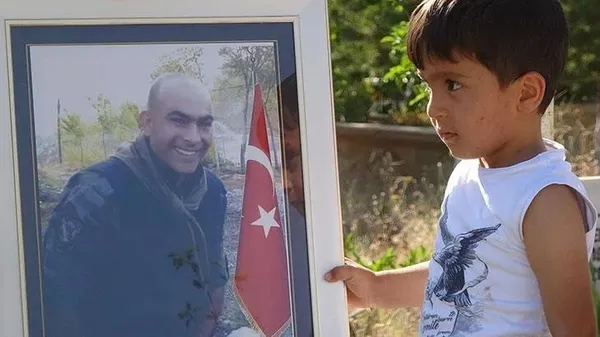 Şehit ağabeyinden Meral Akşener’i kilitleyen 15 Temmuz sorusu! ’’Başbakan olacağım’’ sözleri hatırlatılınca bakın ne yaptı