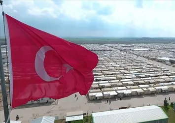 BM ve AB'den Türkiye'ye Suriyeli mülteci övgüsü