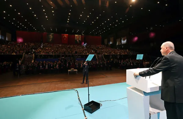 Başkan Recep Tayyip Erdoğan tarih vererek müjdeyi duyurdu: Çalışan emekliye 5 bin TL ikramiye...