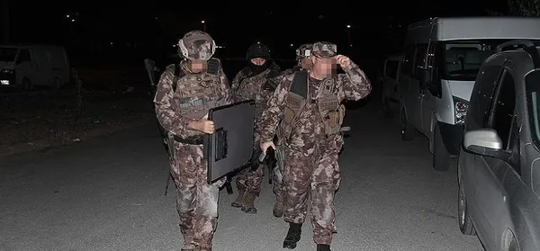 sirnakta-pkk-kck-operasyonu-hdpli-isimler-dahil-8-supheli-yakalandi-1686607570364.jpg Şırnak'ta PKK-KCK operasyonu: HDP'li isimler dahil 8 şüpheli yakalandı - 1