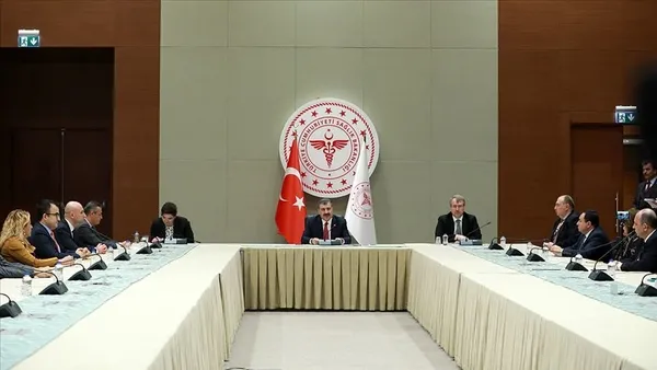 Sağlık Bakanı Fahrettin Koca’dan az bulunan ilaç açıklaması: 3-4 hafta içinde normale döneceğiz