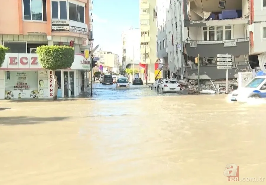Hatay'da deprem sonrası deniz taştı: 200 metre içeri girdi 1