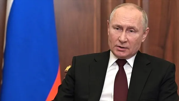 1666182677120.jpg Rusya Devlet Başkanı Putin'den flaş karar! 4 bölgede sıkıyönetim ilanı - 1