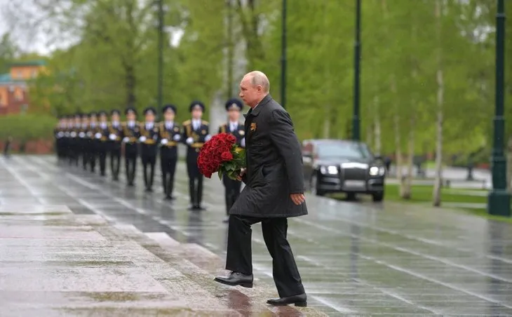 Rusya’da 9 Mayıs Zafer Günü törenlerle kutlandı! 75 yıl sonra bir ilk yaşandı