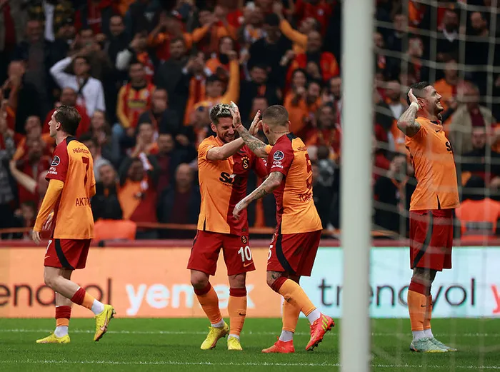 galatasaray-kulubu-baskani-dursun-ozbekten-tffye-ali-palabiyik-tepkisi-biter-mi-1666563751939.jpg Galatasaray Kulübü Başkanı Dursun Özbek'ten TFF'ye Ali Palabıyık tepkisi: Biter mi? - 7